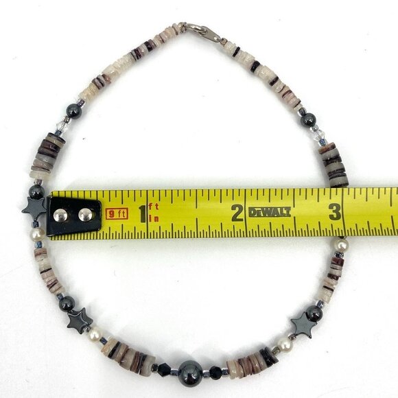 Gray Cream Neutral Star Beaded Longer Bracelet Costume Jewelry - Picture 2 of 3